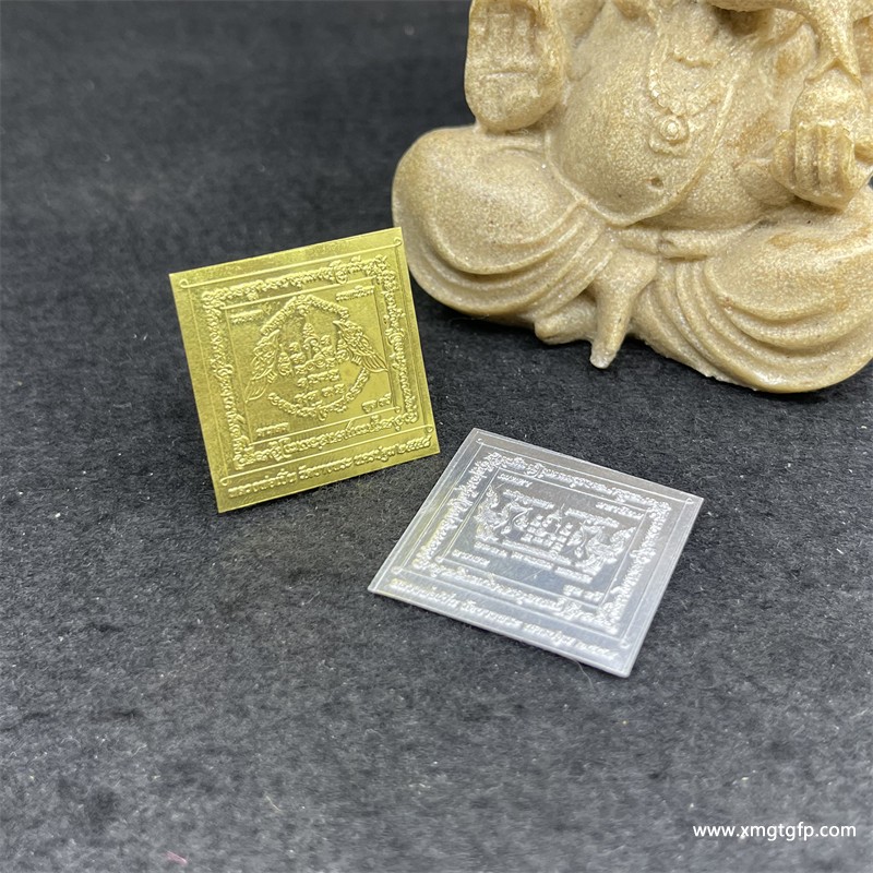 龙婆本 迷你人缘鸟 守护神符片 (10).jpg