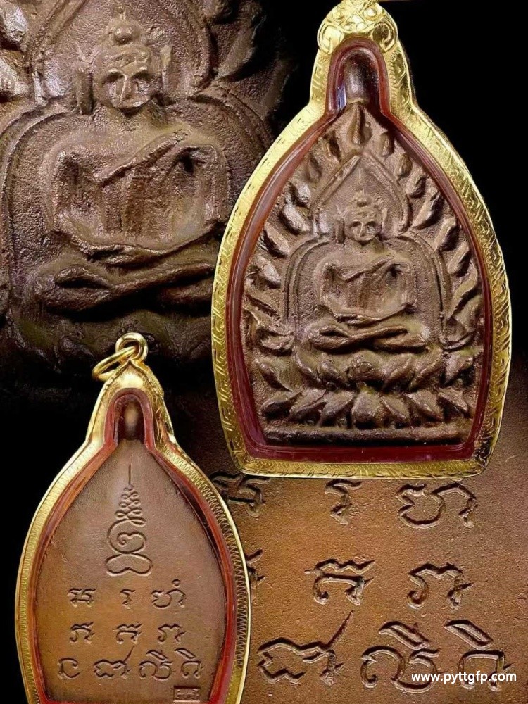 泰国佛牌 龙婆遮 2535 座山佛 (8).jpg