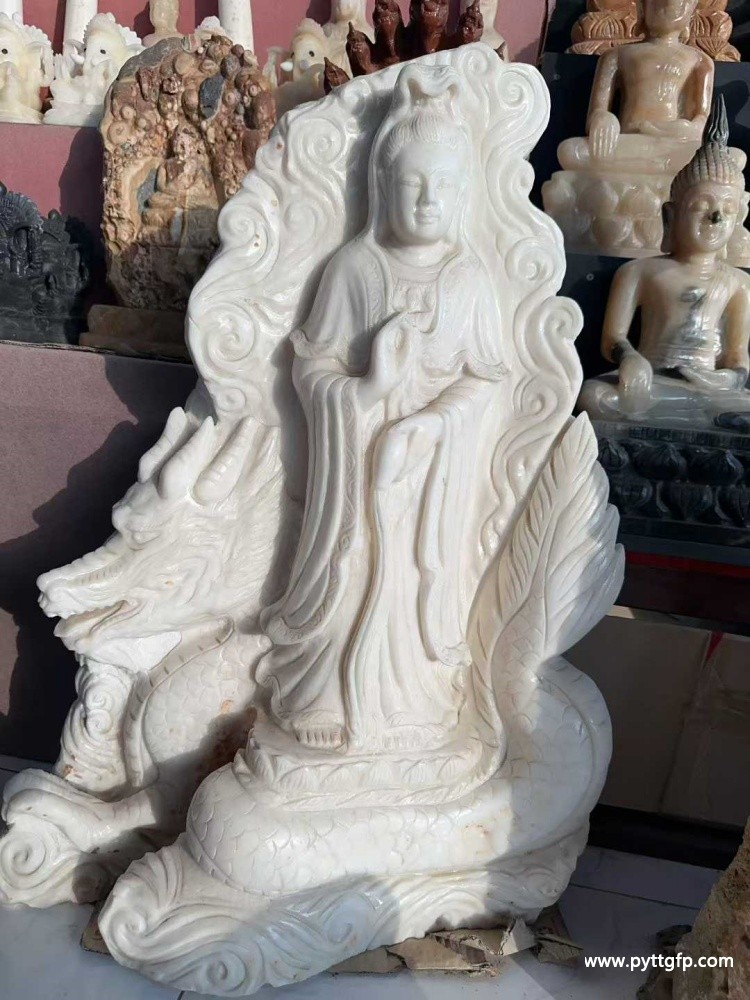 泰国佛牌 龙宫舍利 观音立尊 泰国佛牌 龙宫舍利 观音立尊 (2).jpg