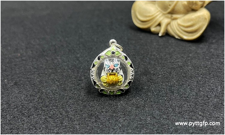 泰国佛牌 龙婆本 虎抱糖 6.jpg